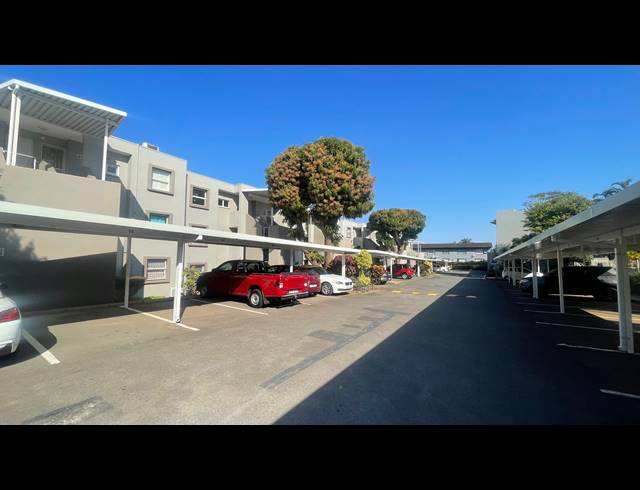 2 BEDROOM APARTMENT TO LET IN ESSENWOOD